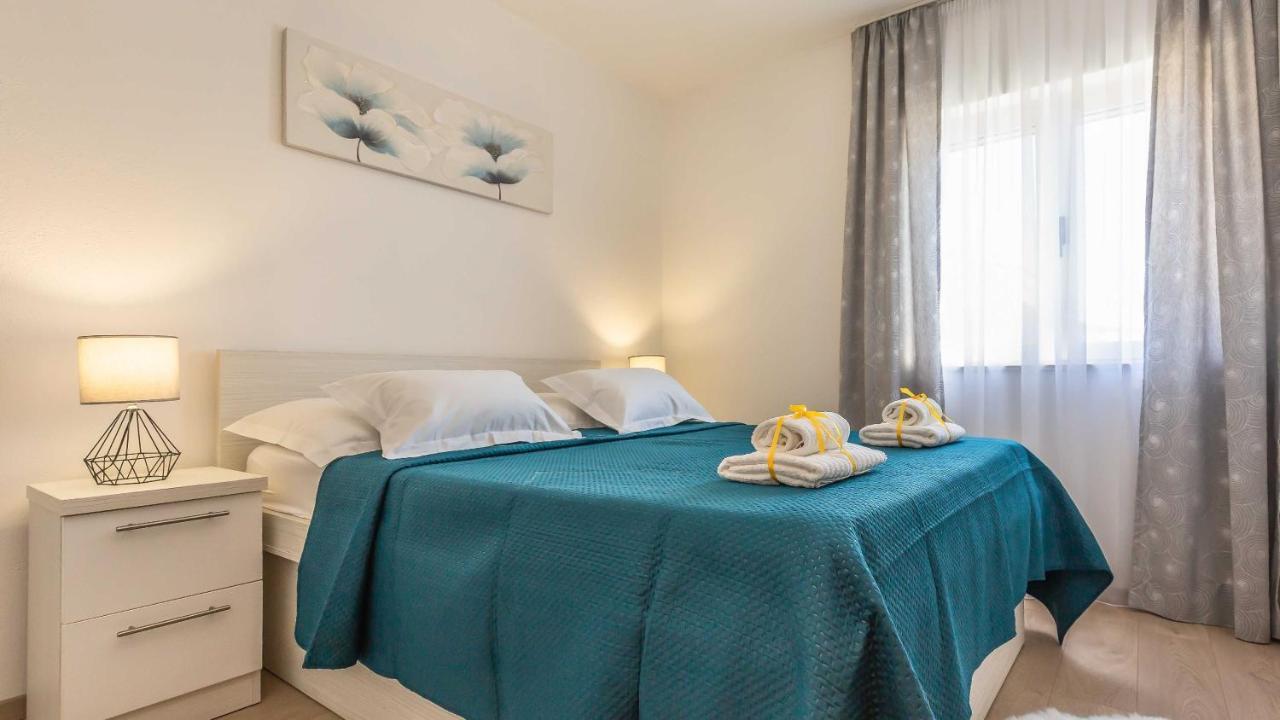 Apartments Lana Makarska Exterior foto